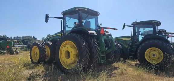 Image of John Deere 8R 340 equipment image 2