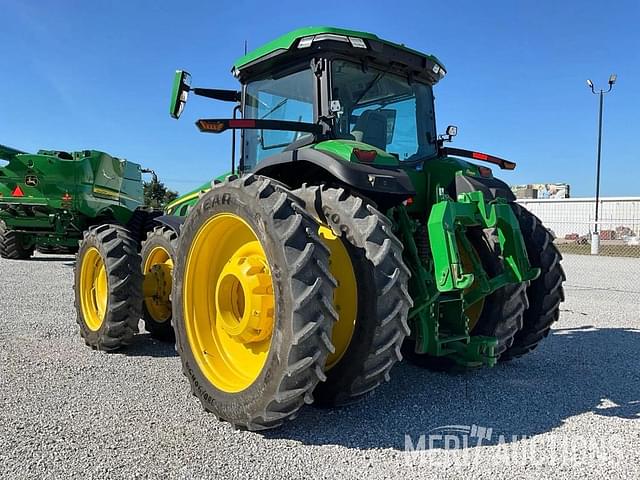 Image of John Deere 8R 340 equipment image 2