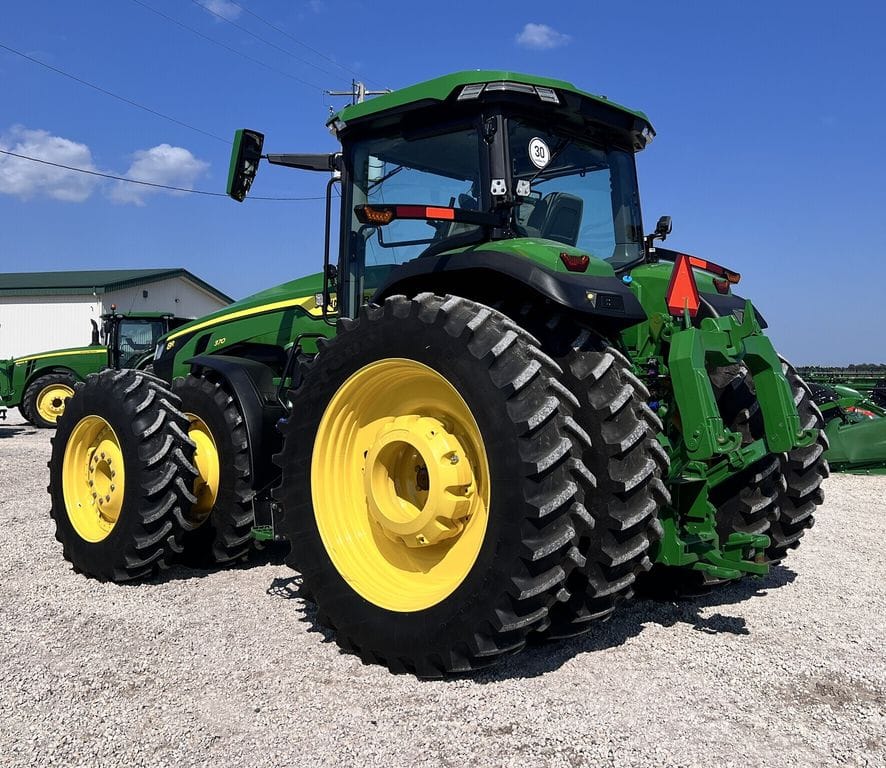 Main image John Deere 8R 370