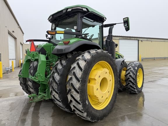 Image of John Deere 8R 370 equipment image 2