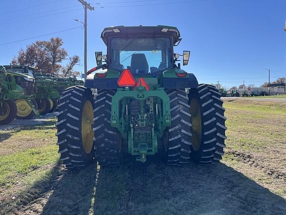 Image of John Deere 8R 370 equipment image 4