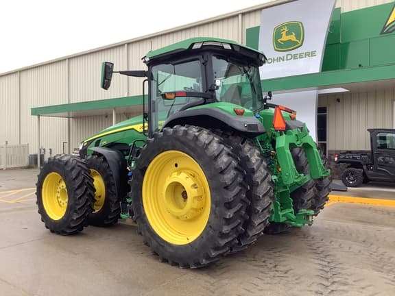 Image of John Deere 8R 370 equipment image 3