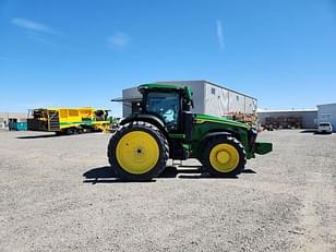 Main image John Deere 8R 370 6