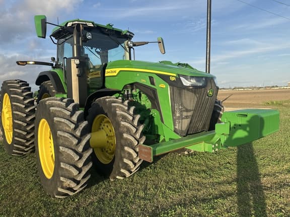 Image of John Deere 8R 370 equipment image 2