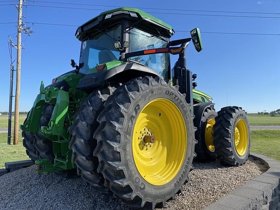 Image of John Deere 8R 370 equipment image 4