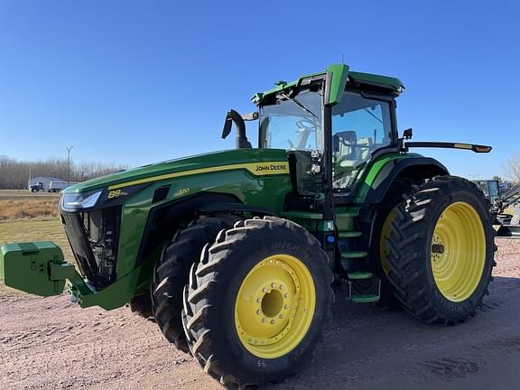 Image of John Deere 8R 370 equipment image 3