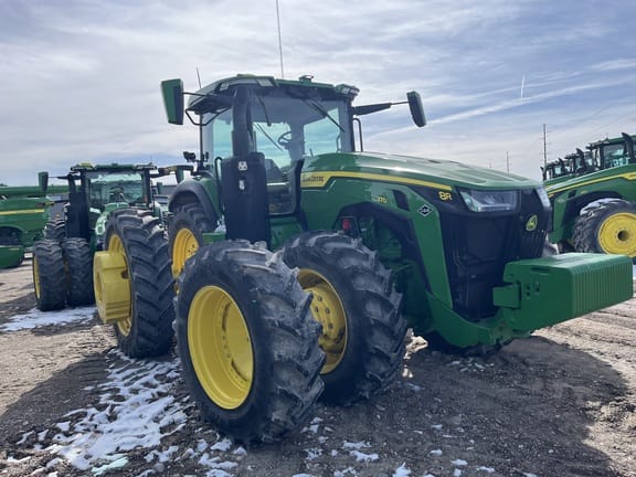 2023 John Deere 8R 370 Equipment Image0