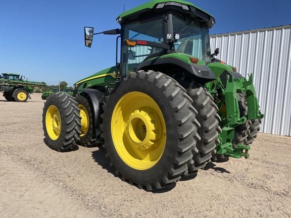 Image of John Deere 8R 370 equipment image 4