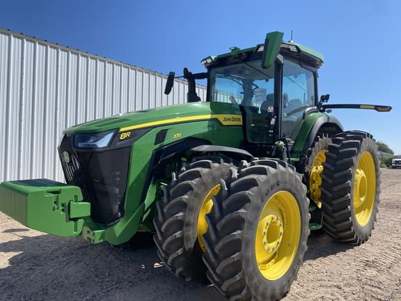 Image of John Deere 8R 370 equipment image 1