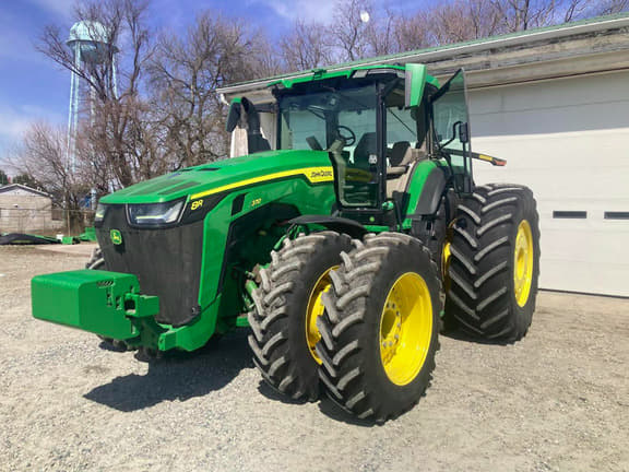 Image of John Deere 8R 370 equipment image 1