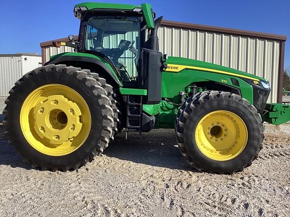 Image of John Deere 8R 370 equipment image 2