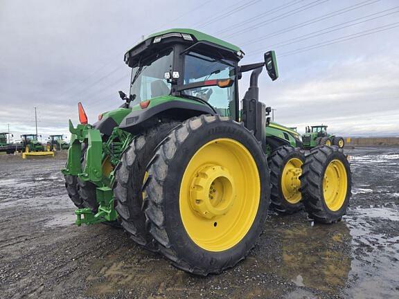 Image of John Deere 8R 370 equipment image 2