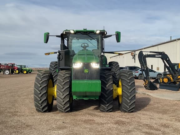 Image of John Deere 8R 370 equipment image 1