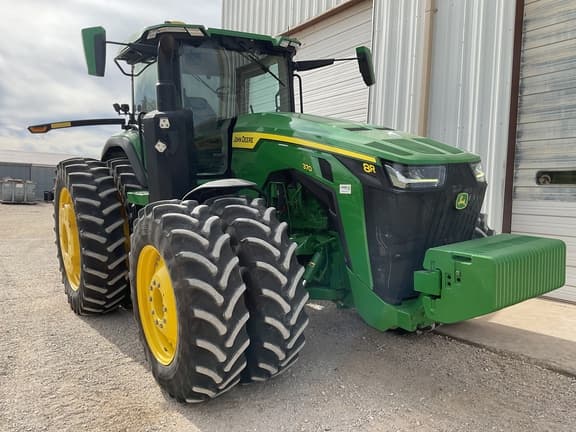 Image of John Deere 8R 370 equipment image 4