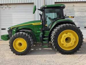 2024 John Deere 8R 370 Image