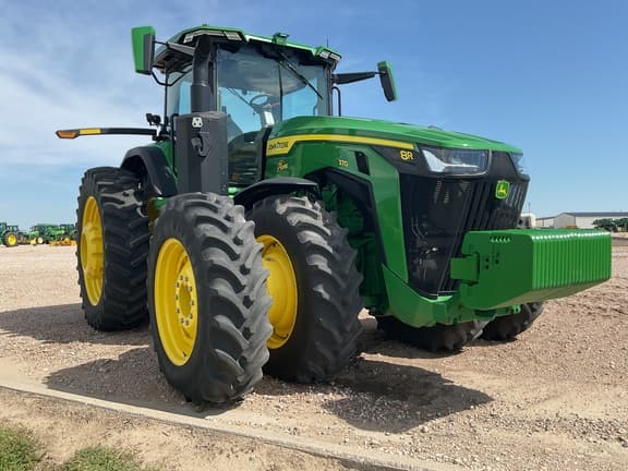 Image of John Deere 8R 370 equipment image 2