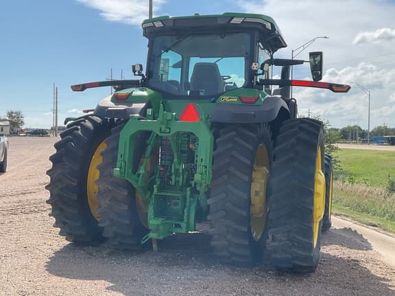 Image of John Deere 8R 370 equipment image 3