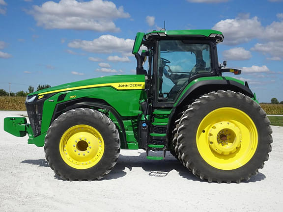 Image of John Deere 8R 370 Image 1