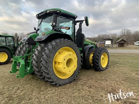 Image of John Deere 8R 370 equipment image 2