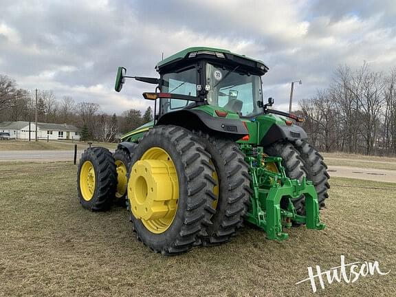 Image of John Deere 8R 370 equipment image 4
