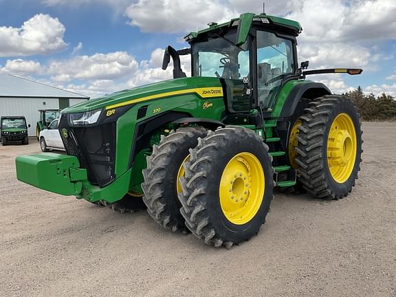 Image of John Deere 8R 370 Primary image