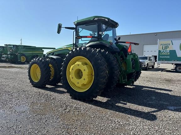 Image of John Deere 8R 370 equipment image 2