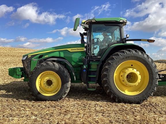 Image of John Deere 8R 370 equipment image 1