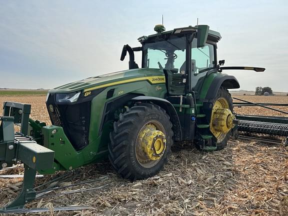 Image of John Deere 8R 370 equipment image 3