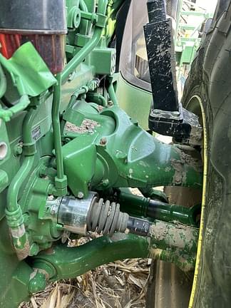 Image of John Deere 8R 370 equipment image 2