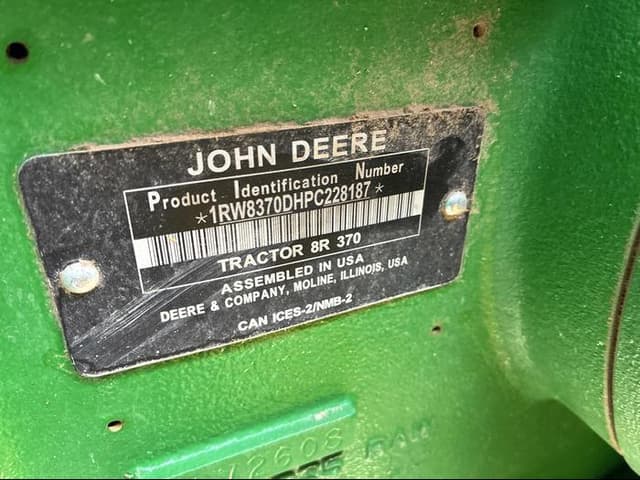 Image of John Deere 8R 370 equipment image 1