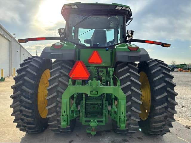 Image of John Deere 8R 370 equipment image 3