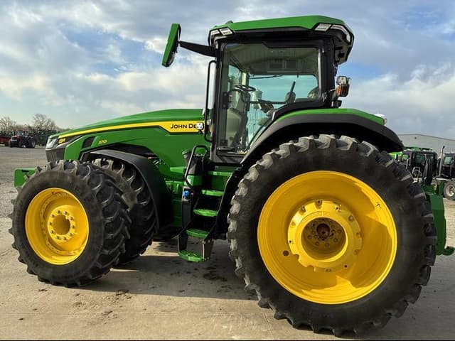 Image of John Deere 8R 370 equipment image 4