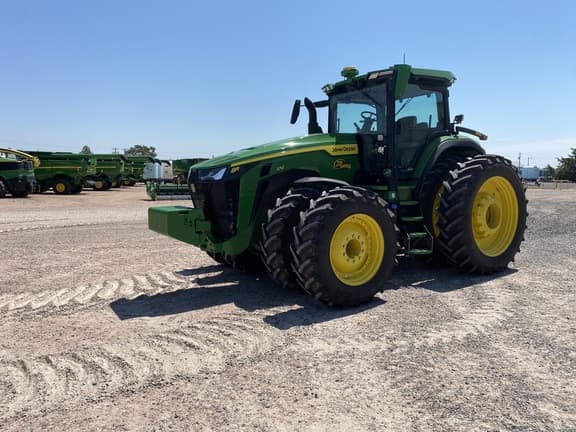 Image of John Deere 8R 370 equipment image 2