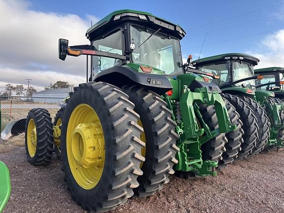 Image of John Deere 8R 370 equipment image 3