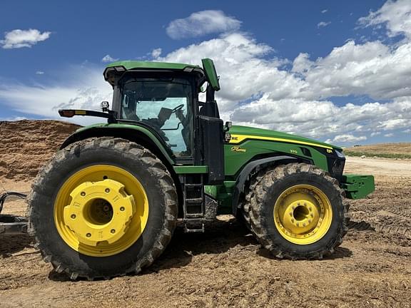 Image of John Deere 8R 370 equipment image 2