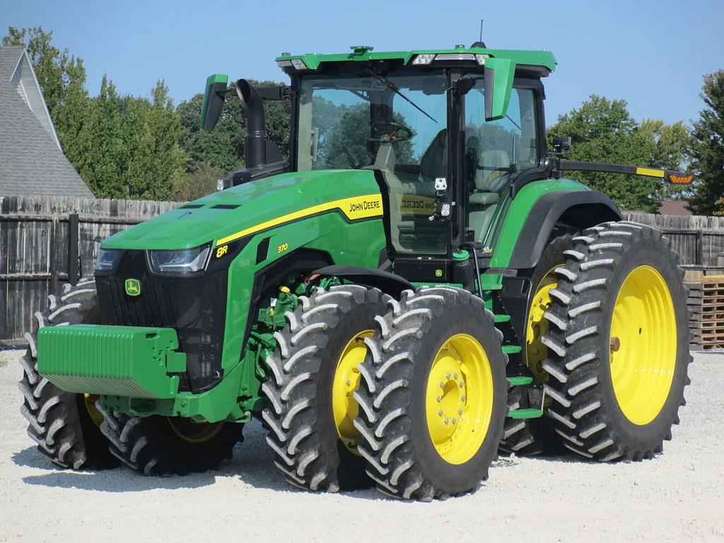 Image of John Deere 8R 370 Primary image