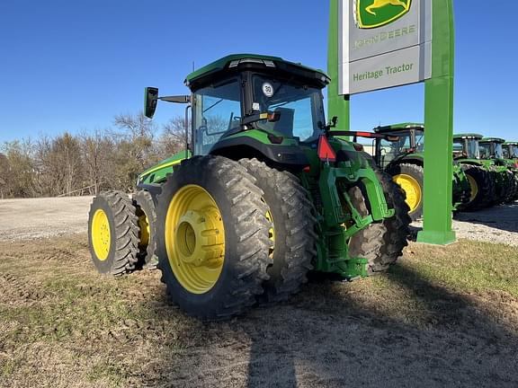 Image of John Deere 8R 370 equipment image 3