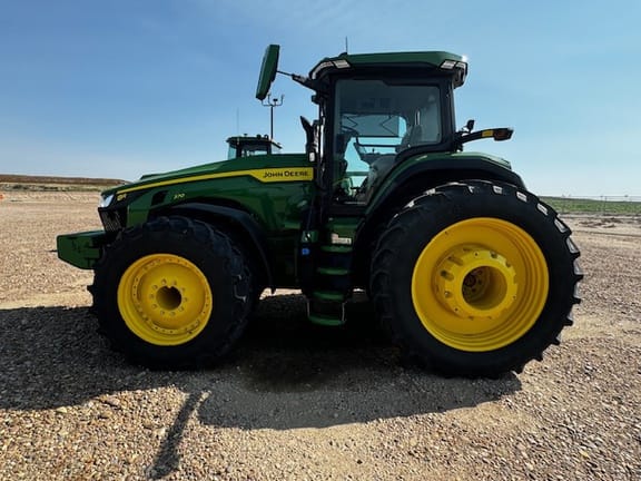 2023 John Deere 8R 370 Equipment Image0