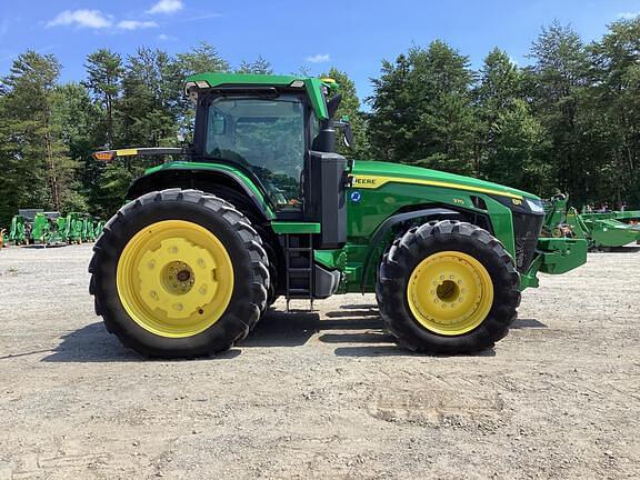 Image of John Deere 8R 370 equipment image 1