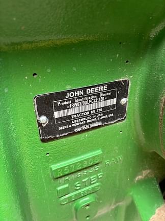 Image of John Deere 8R 370 equipment image 4