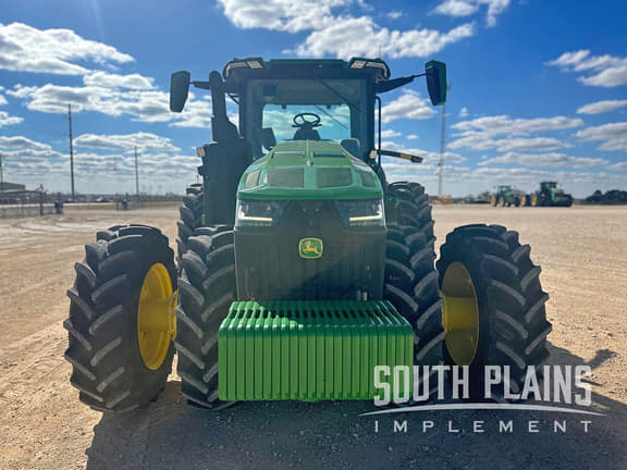 Image of John Deere 8R 370 equipment image 2