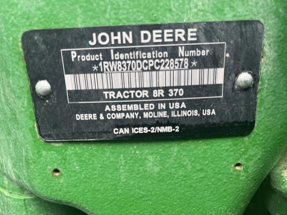 Image of John Deere 8R 370 equipment image 3