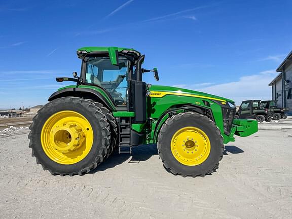 Image of John Deere 8R 370 equipment image 3