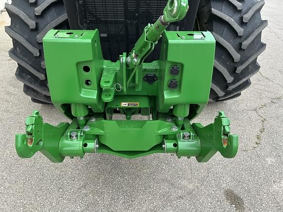 Image of John Deere 8R 370 equipment image 2