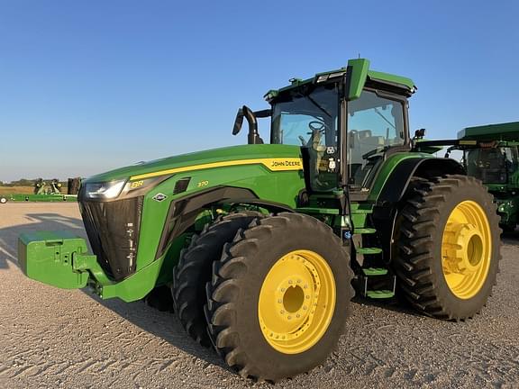 Image of John Deere 8R 370 Primary image