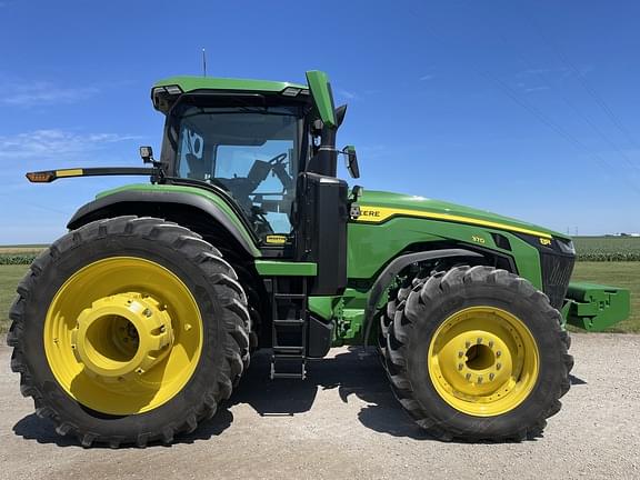 Image of John Deere 8R 370 equipment image 3