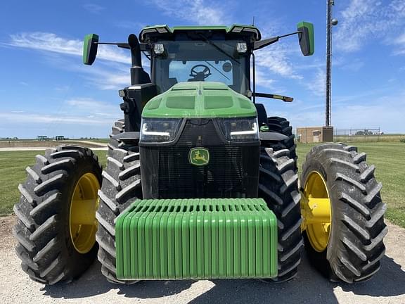 Image of John Deere 8R 370 equipment image 1