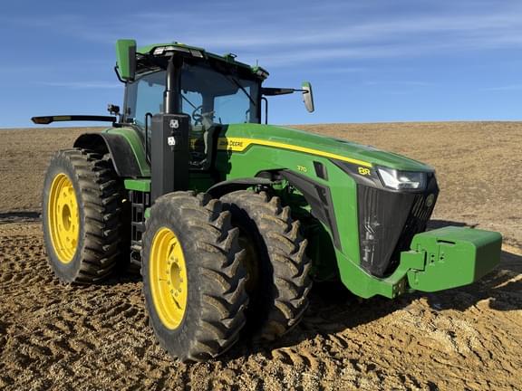 Image of John Deere 8R 370 equipment image 2