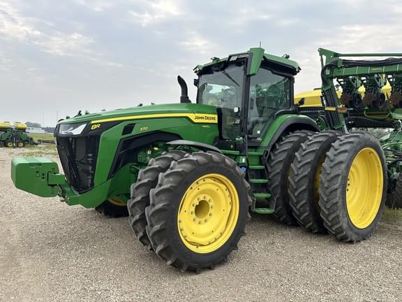 Image of John Deere 8R 370 Image 1