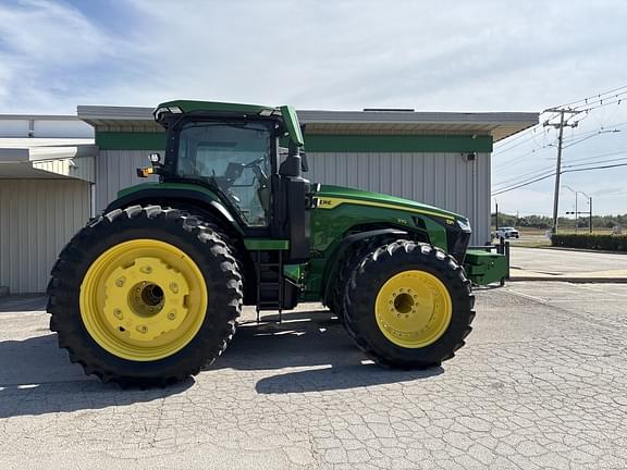 Image of John Deere 8R 370 equipment image 4